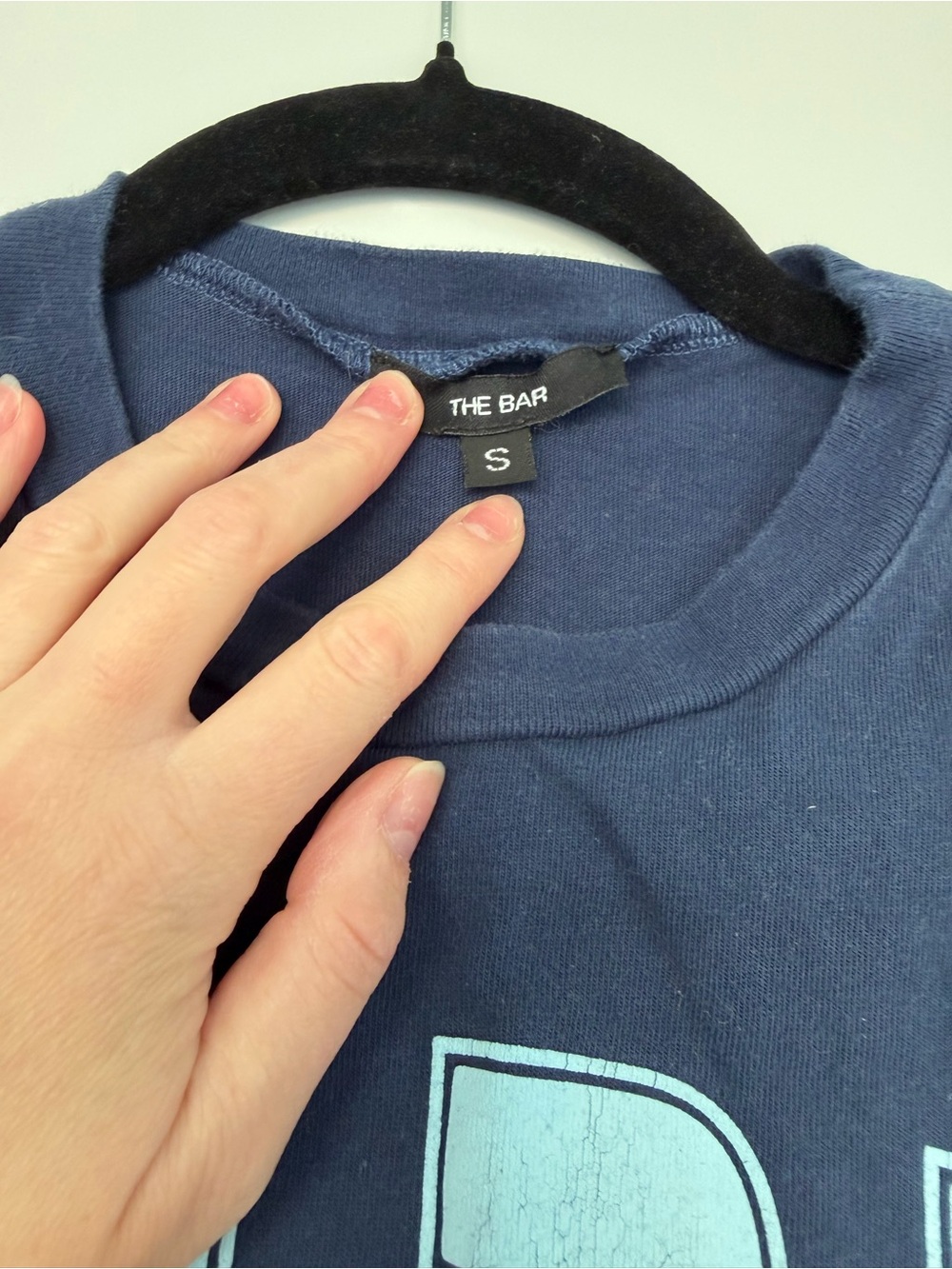 The Bar Navy Cropprd Tee - Picture 3 of 3
